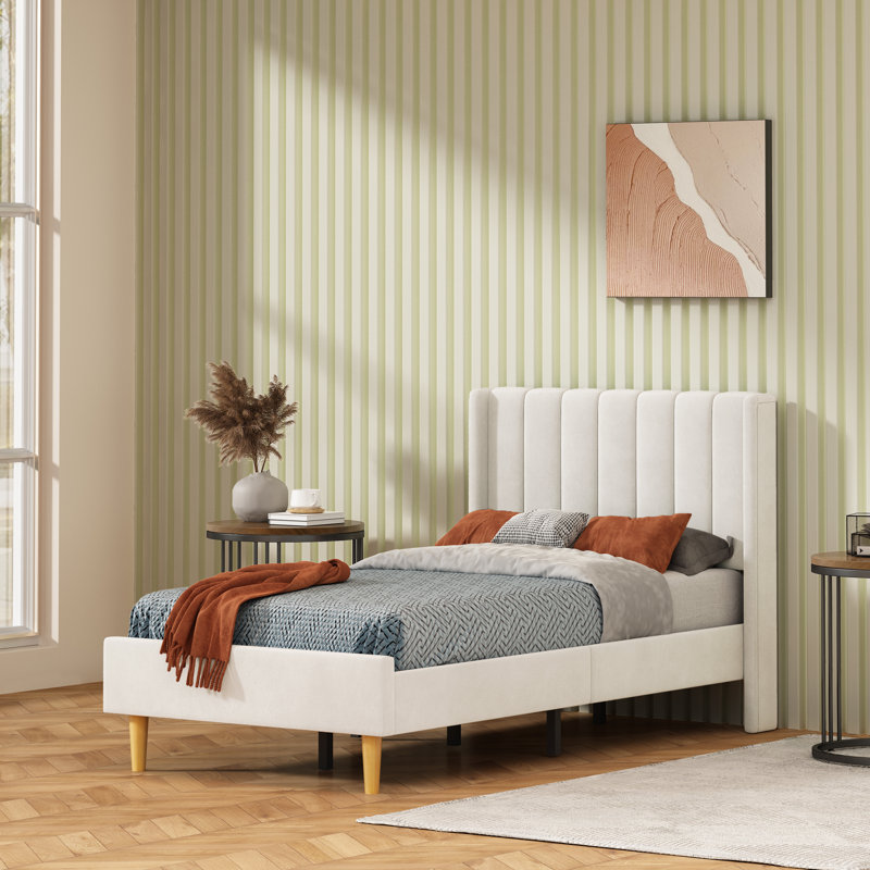 Base de lit tapissier avec tête de lit à oreilles Deeb, Simple, Velours crème