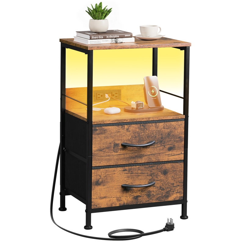 Table de chevet avec station de charge et lumières DEL Gwytha, table de chevet avec tiroirs et tablettes de rangement, table de bout à DEL avec rangement