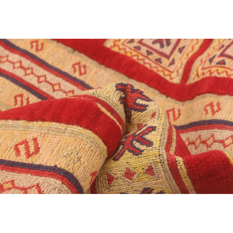 Tapis rouge tadjik 6 pi 8 po x 9 pi 2 po