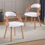 Chaise rembourrée avec structure en bois-468840567-439279394