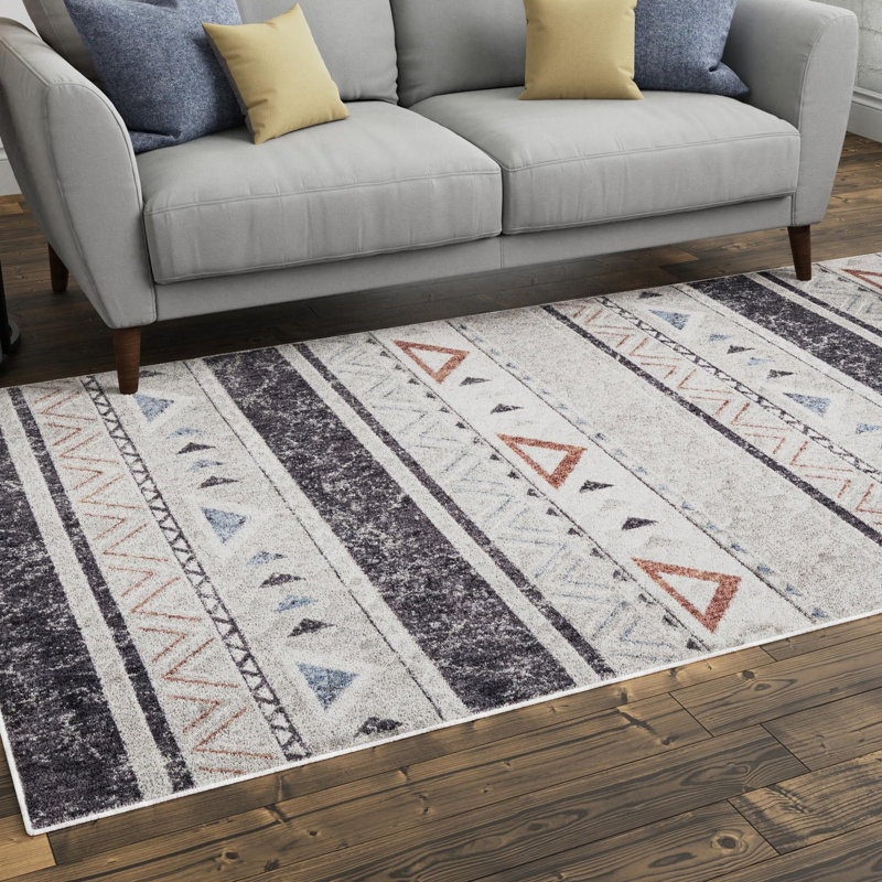 Perlita Geometric Indoor Rug, Rectangle 5'3" x 8'