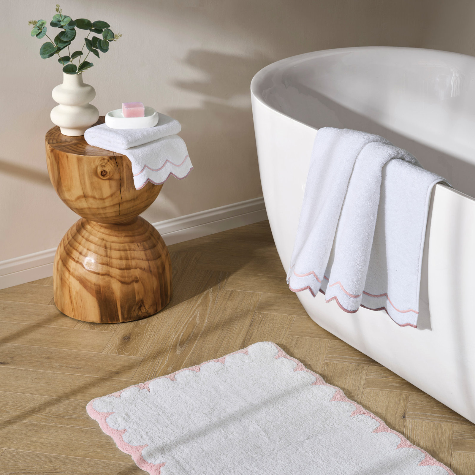 Peri Home Scallop Cotton Hand Towel, Blush