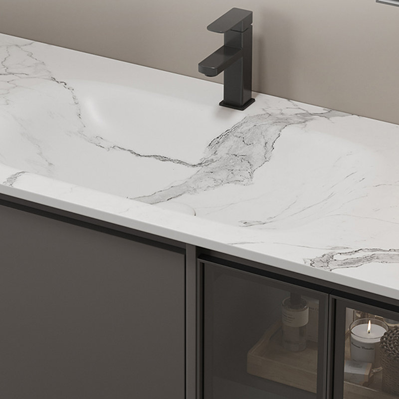 Armoire de salle de bain simple et luxueuse
