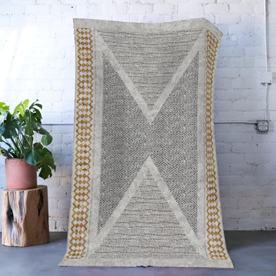 Kosa Performance Washable Geometric Indoor / Outdoor Rug