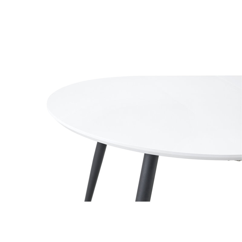 Utilisant un mécanisme télescopique intelligent, ce plateau de table en panneau de fibres à densité moyenne blanc est jumelé à des pieds en métal noir, ce qui donne une surface lisse et délicate. Sa conception unique crée une douceur.