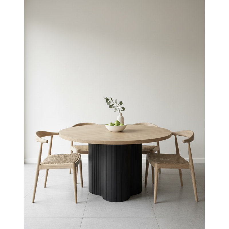 Dining Table C3 – R11 Collection Showcasing Sophisticated Design, High-quality Materials, And A Balanced Aesthetic For Refined Dining Interiors