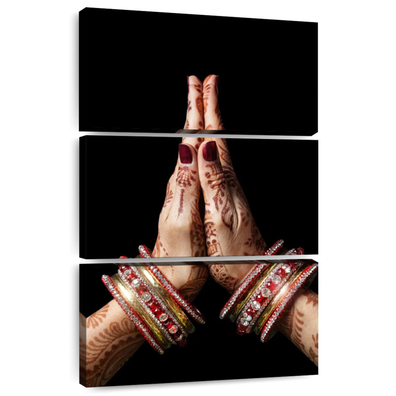 Adella Namaste Mudra Hands, H 38 po x l 24 po