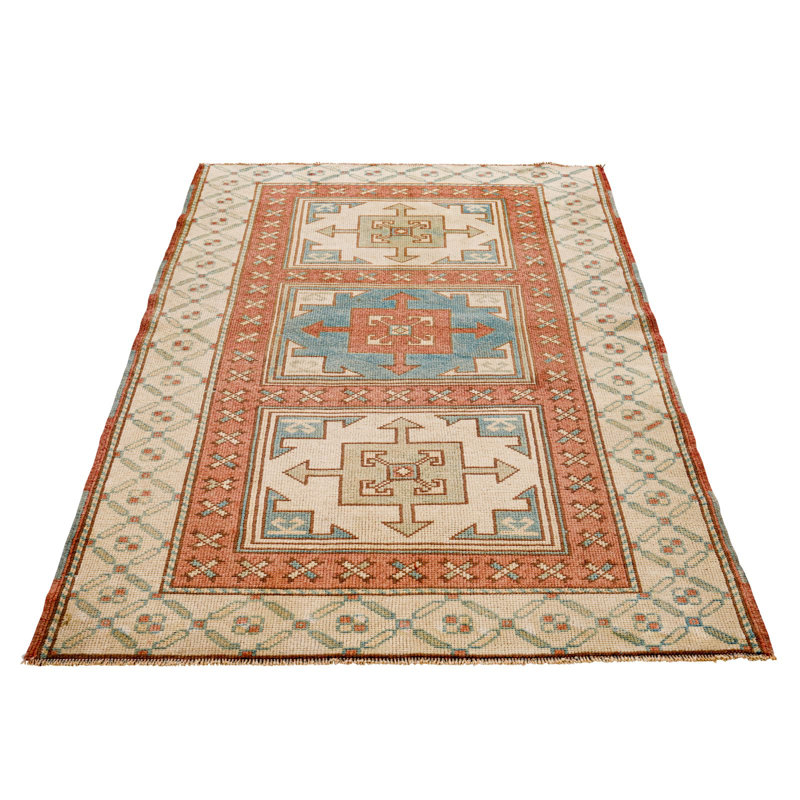 Tapis tribal unique en son genre