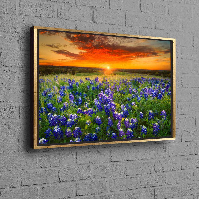 Bluebonnet champ et paysage de montagne vue sur toile d'art pour décoration murale de salon élégant, H 26 po x l 37 po, Doré