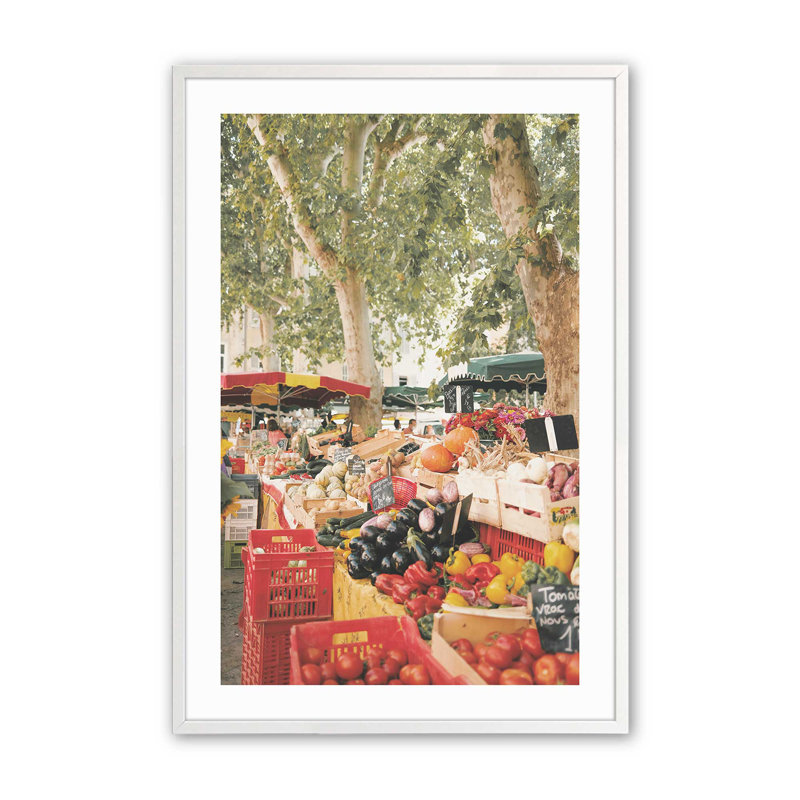 «Market Treasures», dans un cadre doré poli, Cadre simple blanc opaque, H 21 po x l 17 po x P 1,25 po