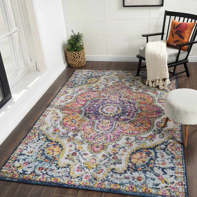 Neel Oriental Area Rug, Rectangle 200 x 274cm