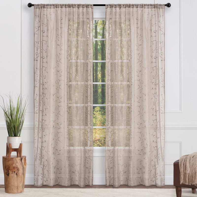 Paire de rideaux transparents avec passe-tringle Delicia, Beige, L 52 po x L 63 po