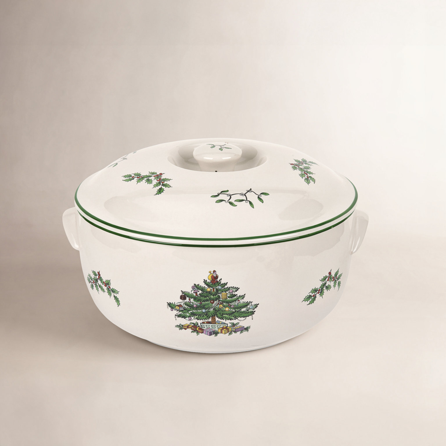 Spode Christmas Tree Round Covered Casserole