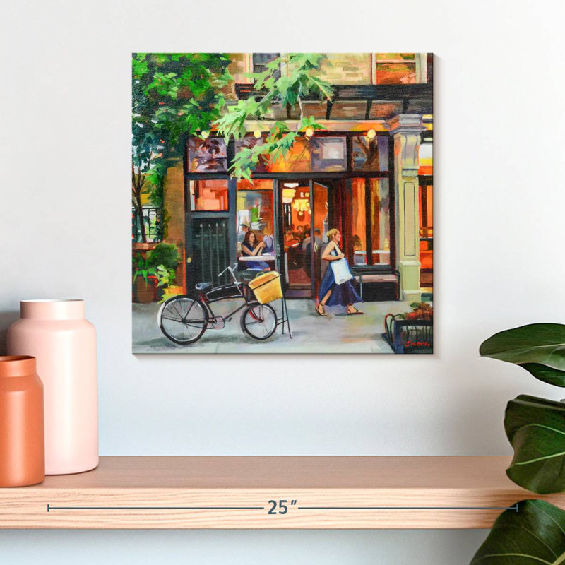 Nicci New York Bistro, 16" H x 16" W