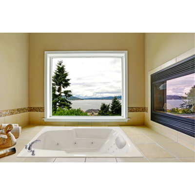 Solo 54'' L Whirlpool Bathtub