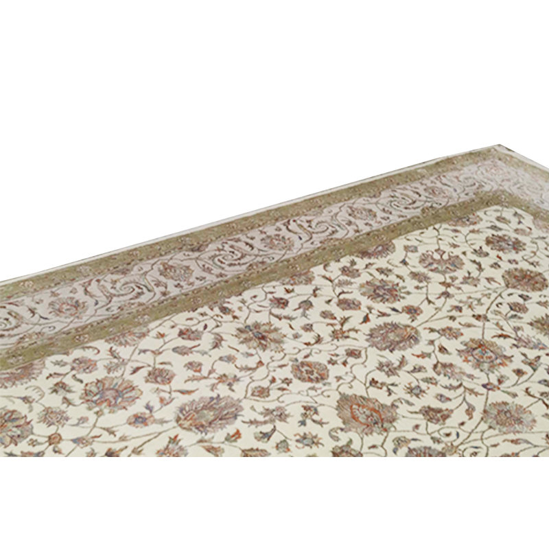Oriental Area Rug in Ivory