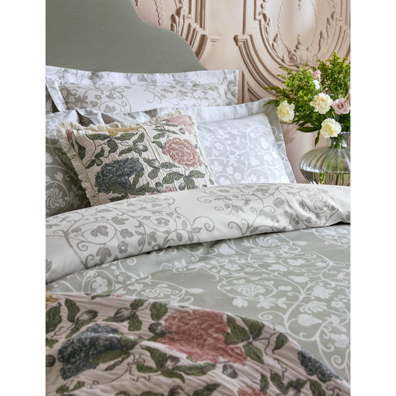 Historic Royal Palaces Bedding, Super King Duvet Cover Set+2 Standard Pillowcases, Green Floral