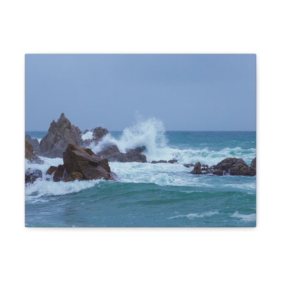 Sea Waves Crash Against Rocks Large Splashes Ocean Canvas Wall Art -  Beachcrest Homeâ¢, B00C2C1822F9493A8C0D6B89F6EC9D28