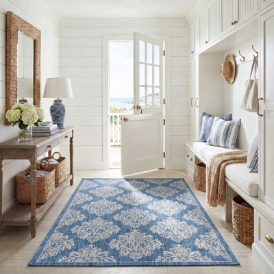 Courtyard Performance Damask Indoor/Outdoor Area Rug
