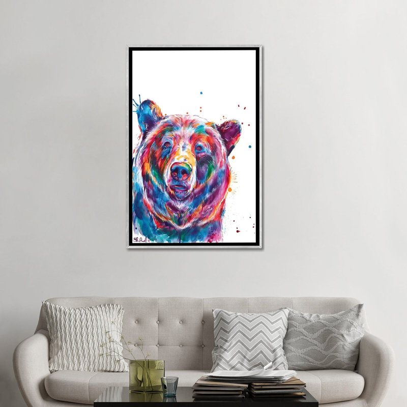 Ours par Shaunna Russell - reproduction d'art sur toile, H 48 po x l 32 po x P 1,5 po, Toile avec cadre argenté, Aucun mat