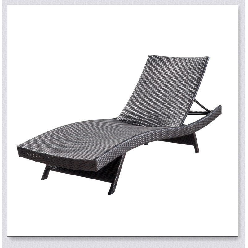 PE WICKER CHAISE LOUNGE, Brown Multi