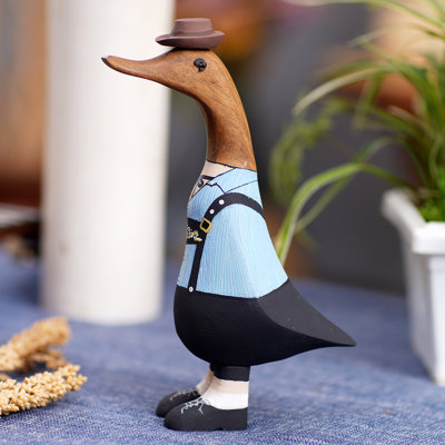 Arnice Figurines & Sculptures