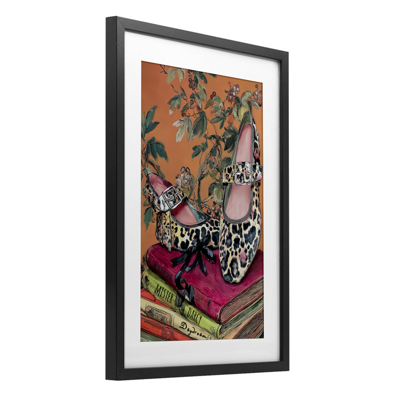 Sur mes pieds, chaussures et livres, reproduction sous verre, conception par Annabelle Hall, H 20 po x l 14 po