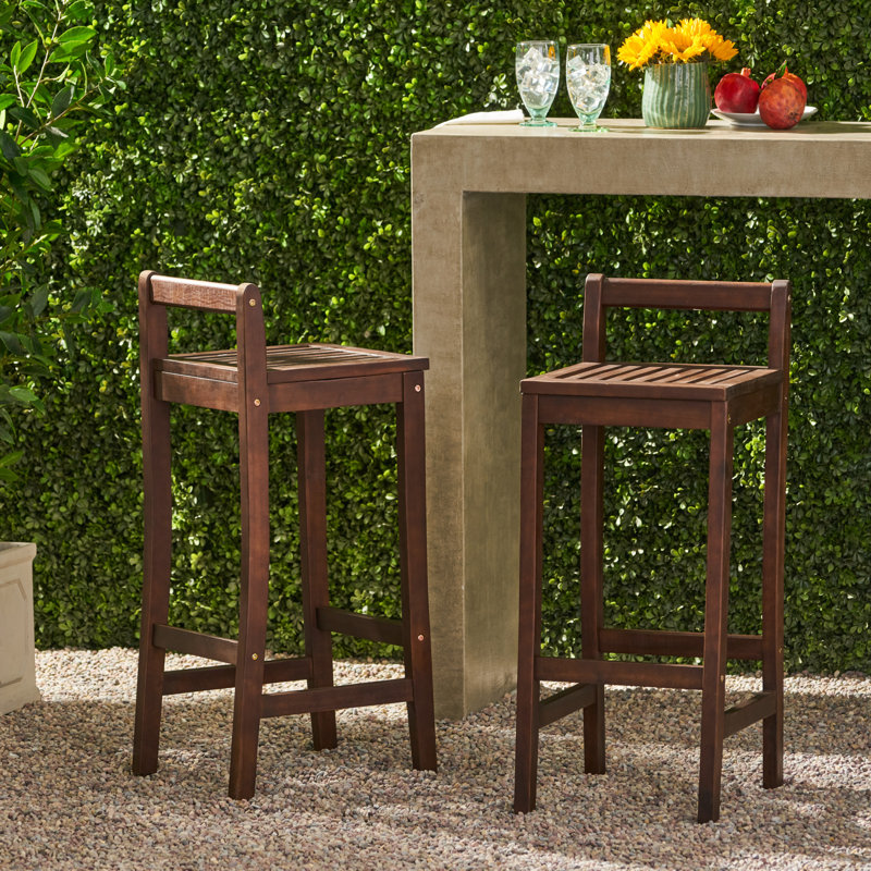 Tabourets de bar durables en bois d'acacia avec design contemporain