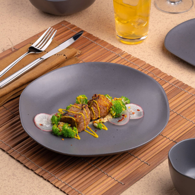 Assiette plate en porcelaine de qualité supérieure, couleur terre - gris anthracite, de forme irrégulière, 6.29"