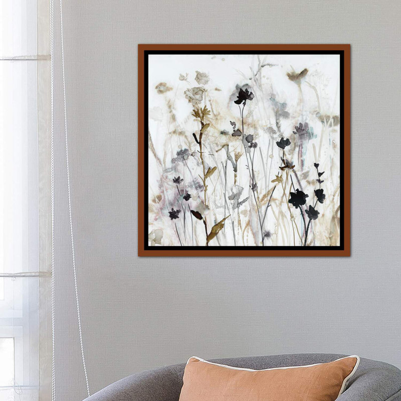 «Wildflower Mist I» par Carol Robinson, reproduction d'art, H 26 po x l 26 po x P 1,5 po, Toile avec cadre en bois classique