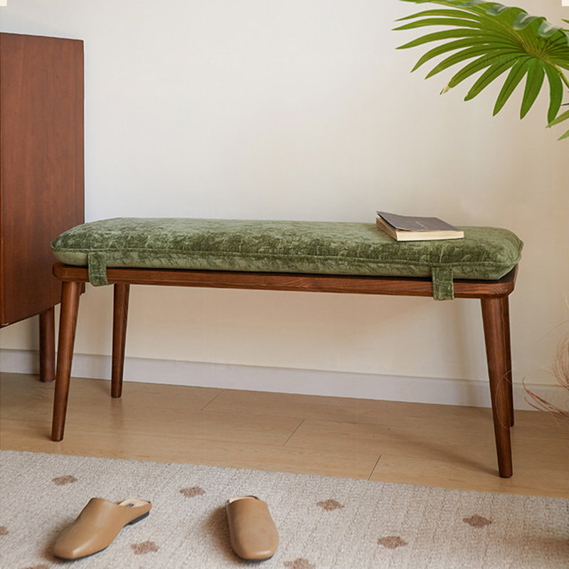 Banc rembourré vert noisette, 14.96" H x 39.37" W x 16.54" D
