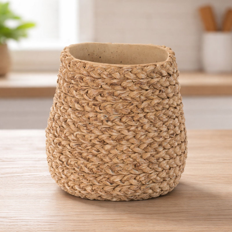 Vase en ciment tressé, P 7 po x H 7 po