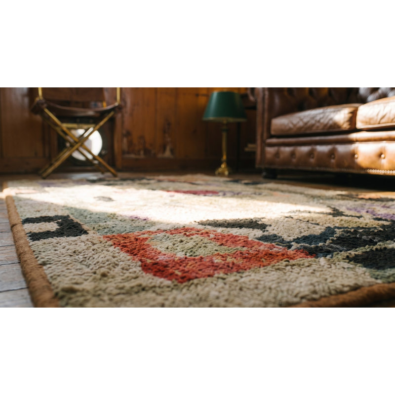 1930s Antique Wool Hooked Small Scatter Size Ivory American Rug