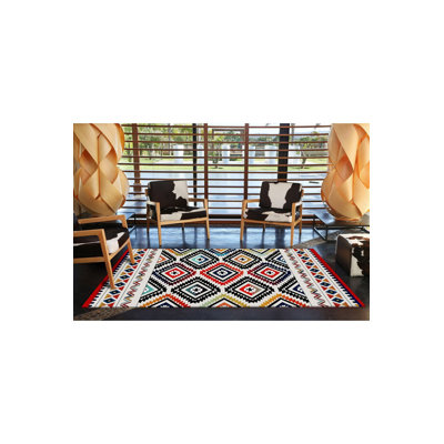 Geometric Design Machine Washable Decorative Rug