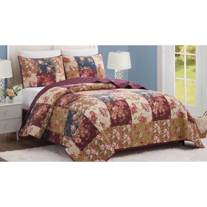 Full Red Cotton Reversible Quilt Set with Shams