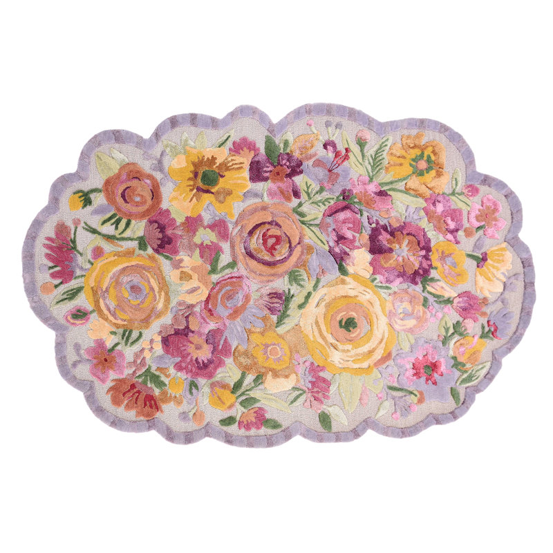 Scalloped Flower Meadow 5' X 8' Rug, Novelty 5' x 8'