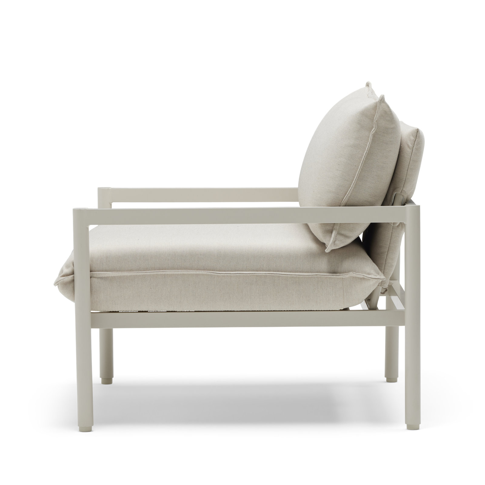 Terra Outdoor Lounge Chair, Putty