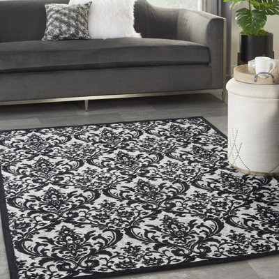 Gerturde Indoor Rug