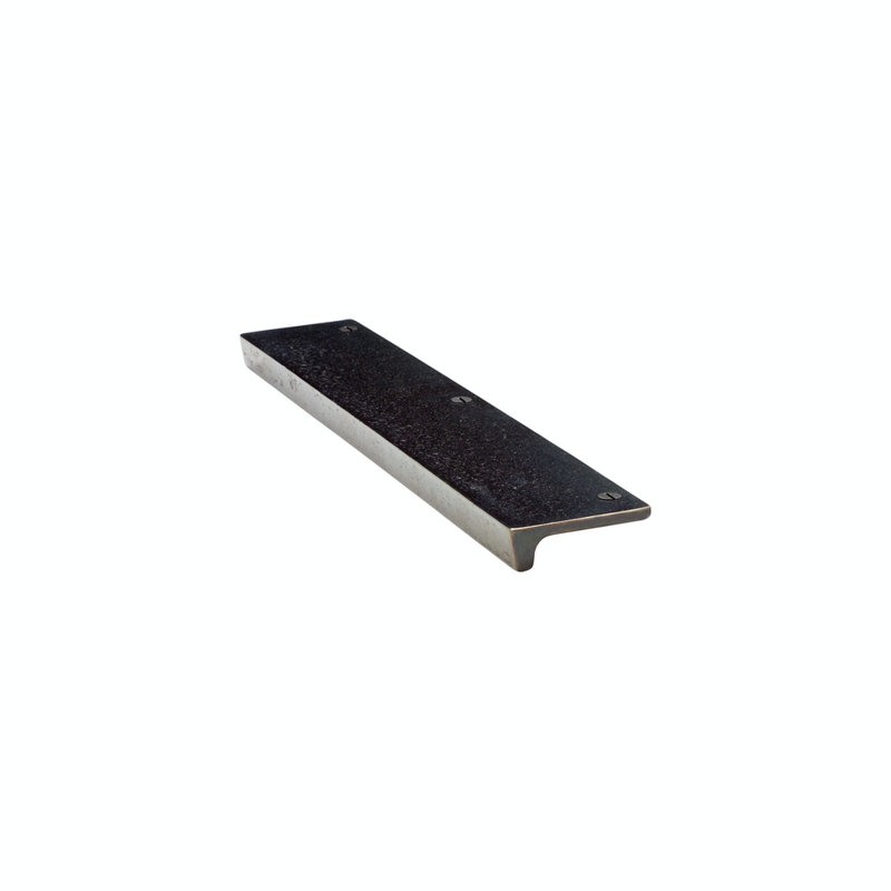Catch Finger Pull, White Bronze Dark