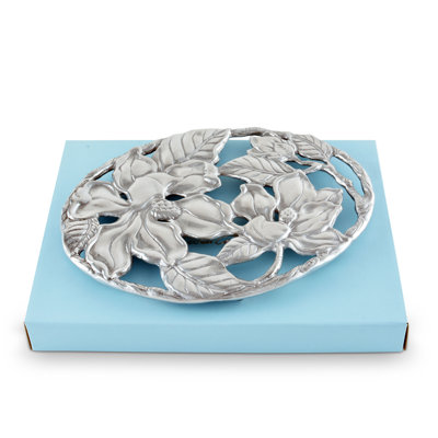 Magnolia Aluminum Round Trivet
