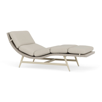 Cascade Chaise