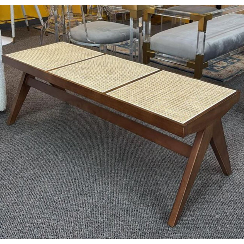 Banc Karenina Cane, Noyer