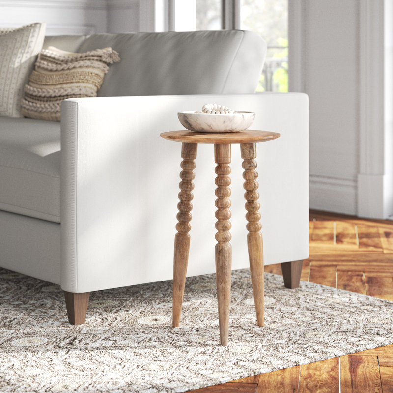 Warm Natural Wood Round Accent Table with Sculpted Legs