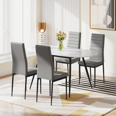 4 - Person Extendable Dining Set