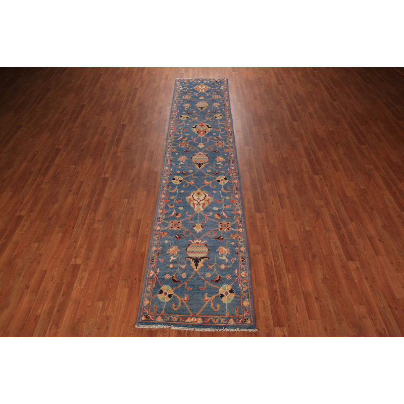 Tapis bleu à motif floral et teinture végétale Ziegler