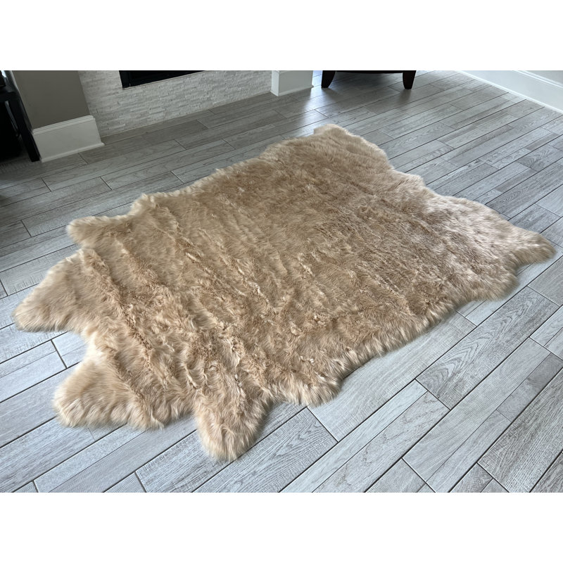 Tapis Novelty Pakin, Nouveauté 6 pi 6 po x 7 pi 6 po