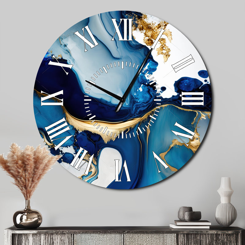 Horloge murale abstraite en marbre géode bleue I - Visage abstrait en marbre blanc, Surdimensionné