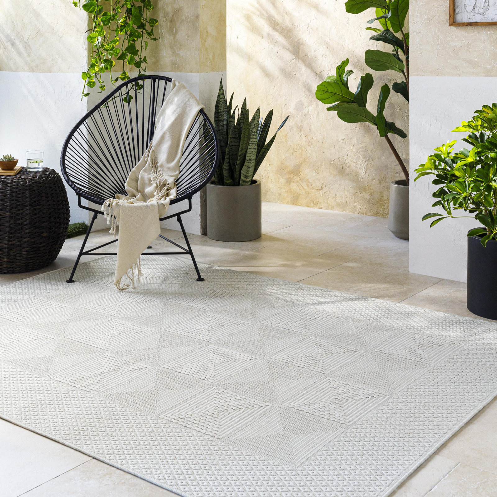 Winn Geometric Rug, Rectangle 6'7" x 9'
