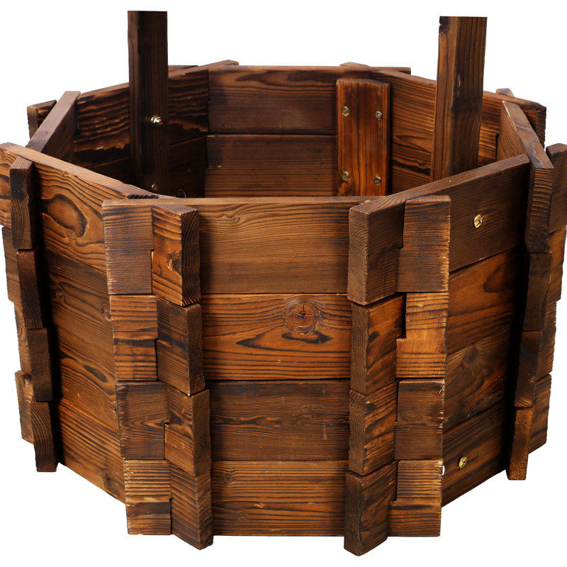 Pot à fleurs en bois rustique avec jardin suspendu