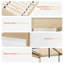 Ensemble de grand lit et table de chevet-123386601